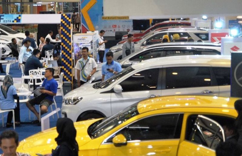 illustration: auto show